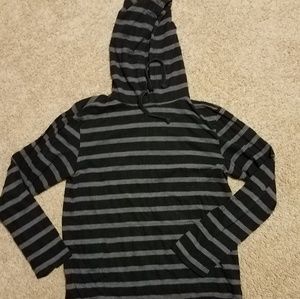 Long sleeve tee with hoodie